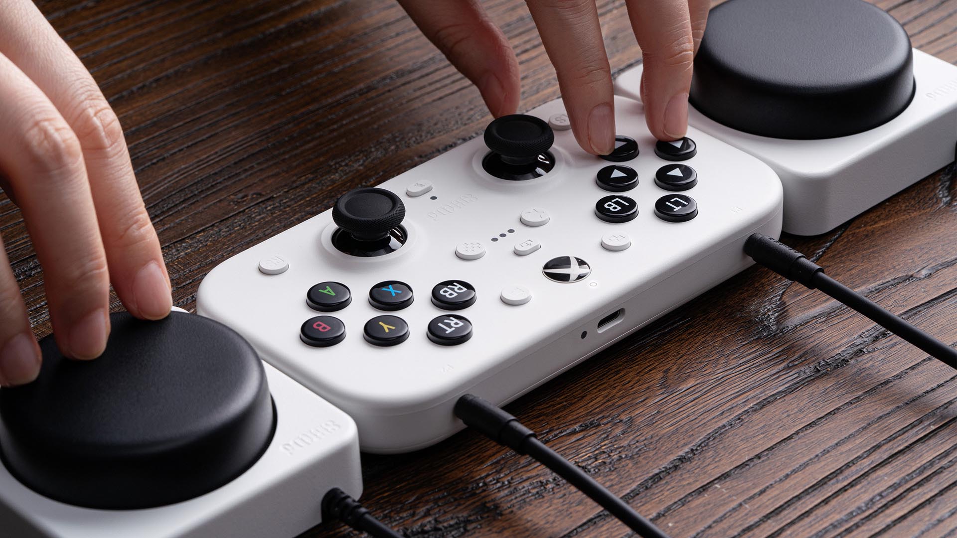 8BitDo Lite SE 2.4G Wireless Controller image