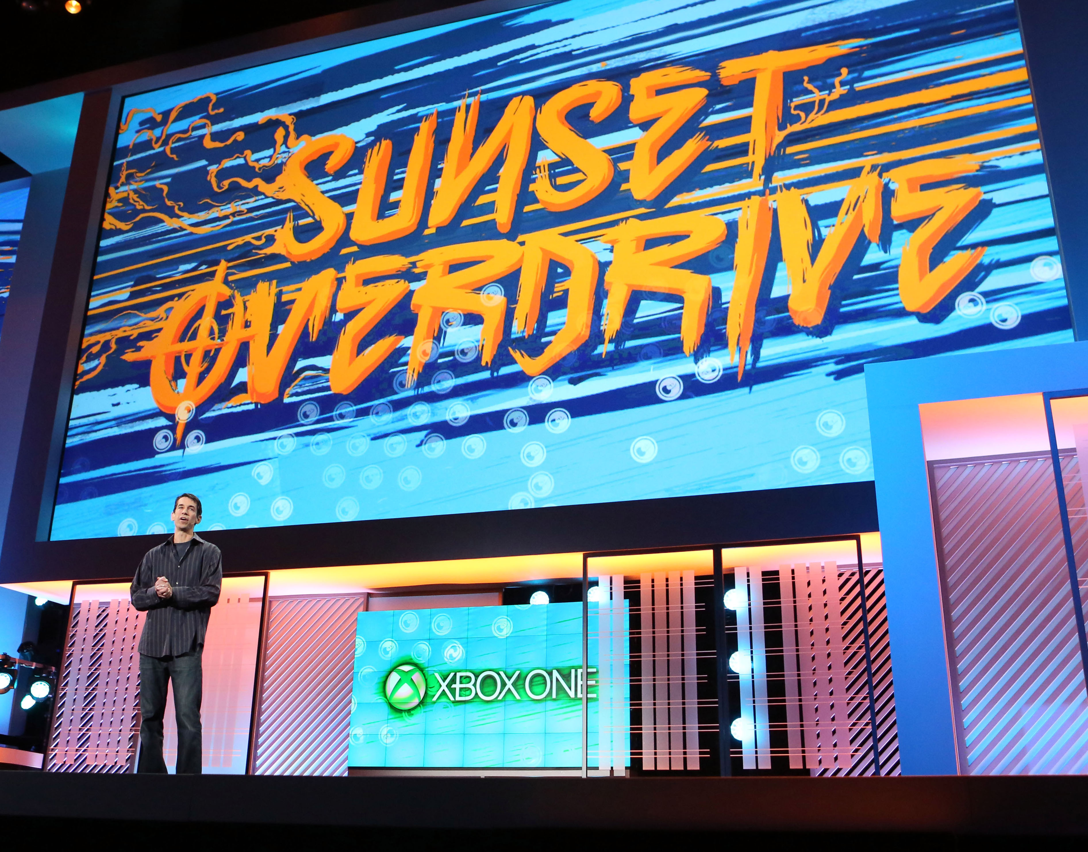 Sunset Overdrive – Windows 10 PC Launch Trailer 